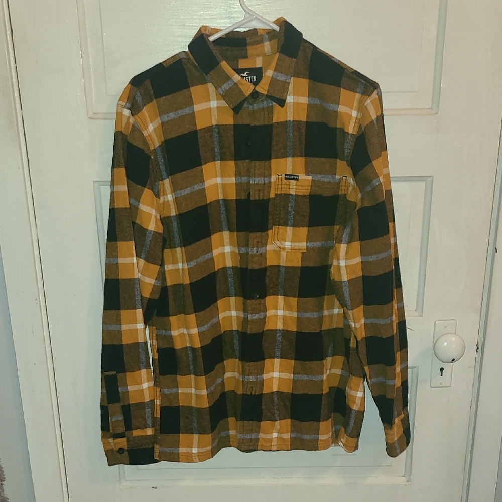 Hollister Black and Yellow Plaid Shirt